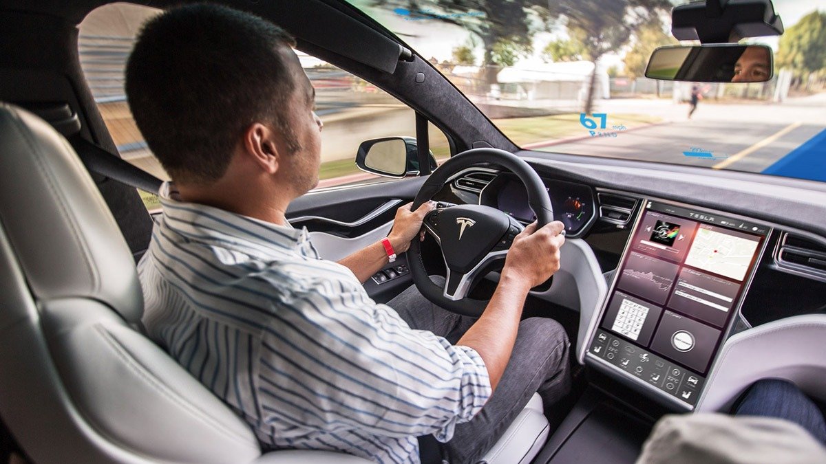 Tesla Autopilot, kryptowaluty i 5G: Największe technologiczne niespełnione obietnice